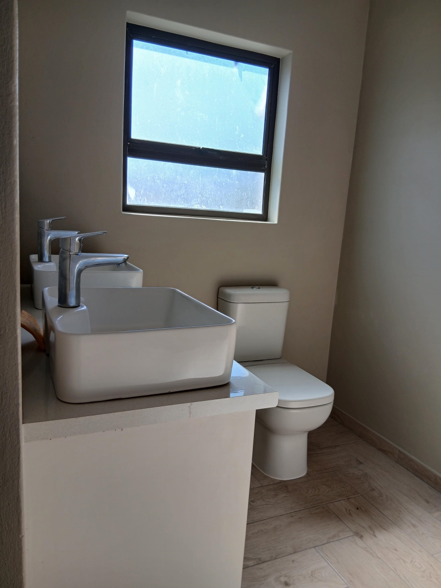 3 Bedroom Property for Sale in Paradise Beach Eastern Cape